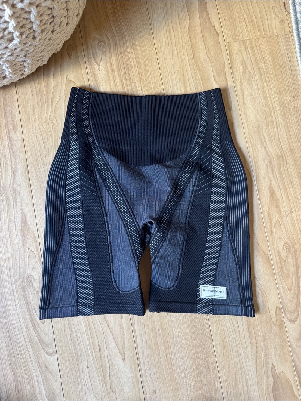 Seamless High-Waist Black Sculpting Bike Shorts